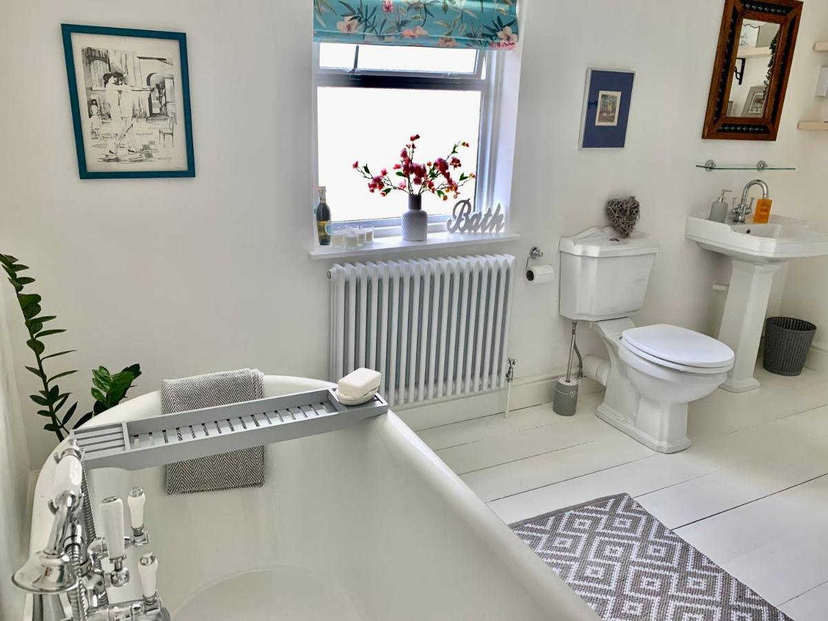 Lovely 3 Bed House In The Heart Of Cheltenham Eksteriør bilde