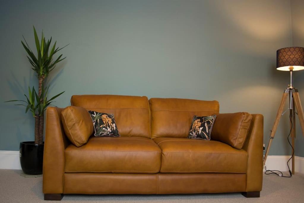 Lovely 3 Bed House In The Heart Of Cheltenham Eksteriør bilde